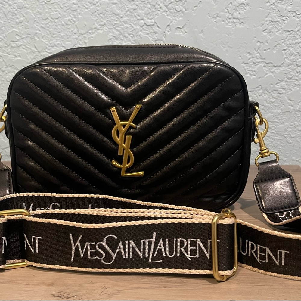 Stylish Black Crossbody Bag